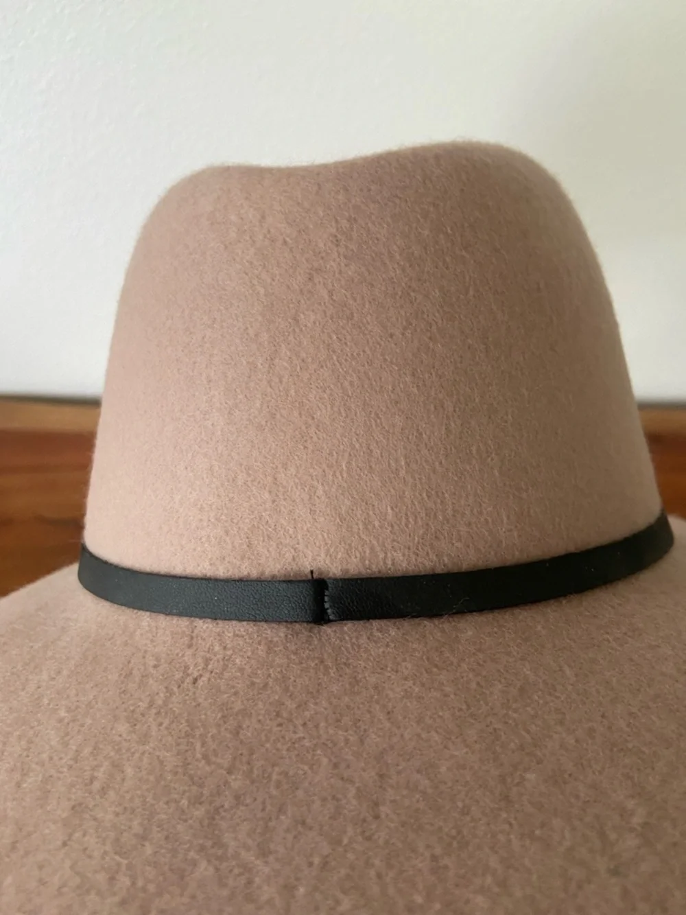 Target wool felted hat fedora brown tan mauve rancher hat vegan leather belt OS
